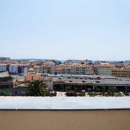 Croisette Alc 8 Saint Nicolas